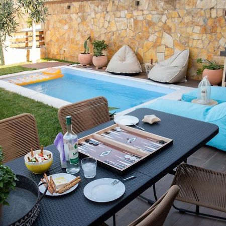 Dandy Villas Nea Roda - Melodic Waves - Private - Pool - Parking - Cellar Екстериор снимка