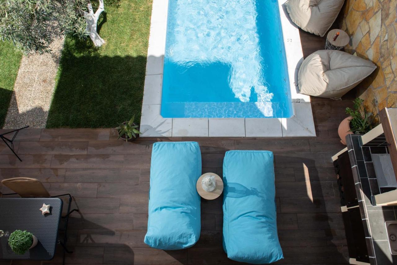 Dandy Villas Nea Roda - Melodic Waves - Private - Pool - Parking - Cellar Екстериор снимка