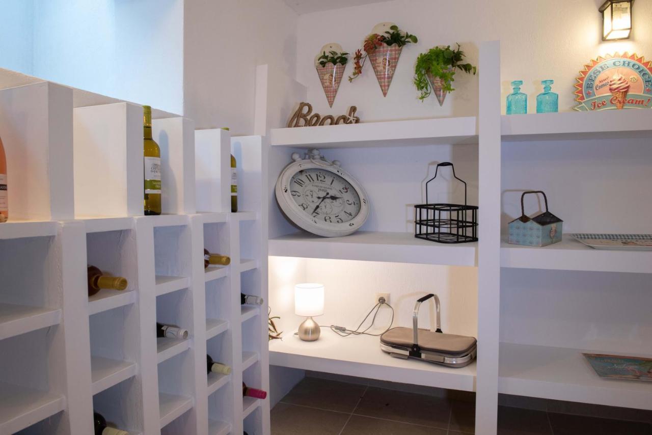 Dandy Villas Nea Roda - Melodic Waves - Private - Pool - Parking - Cellar Екстериор снимка