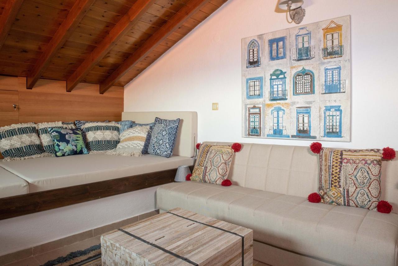Dandy Villas Nea Roda - Melodic Waves - Private - Pool - Parking - Cellar Екстериор снимка