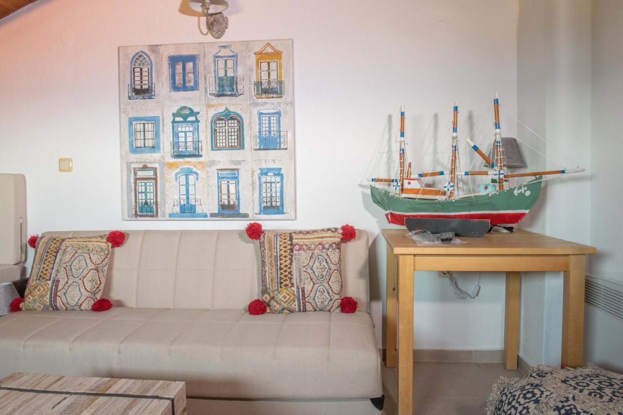 Dandy Villas Nea Roda - Melodic Waves - Private - Pool - Parking - Cellar Екстериор снимка