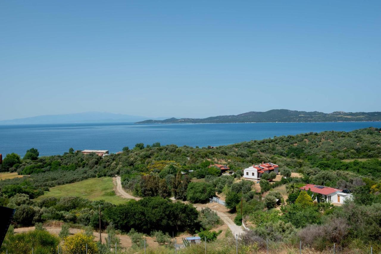 Dandy Villas Nea Roda - Melodic Waves - Private - Pool - Parking - Cellar Екстериор снимка
