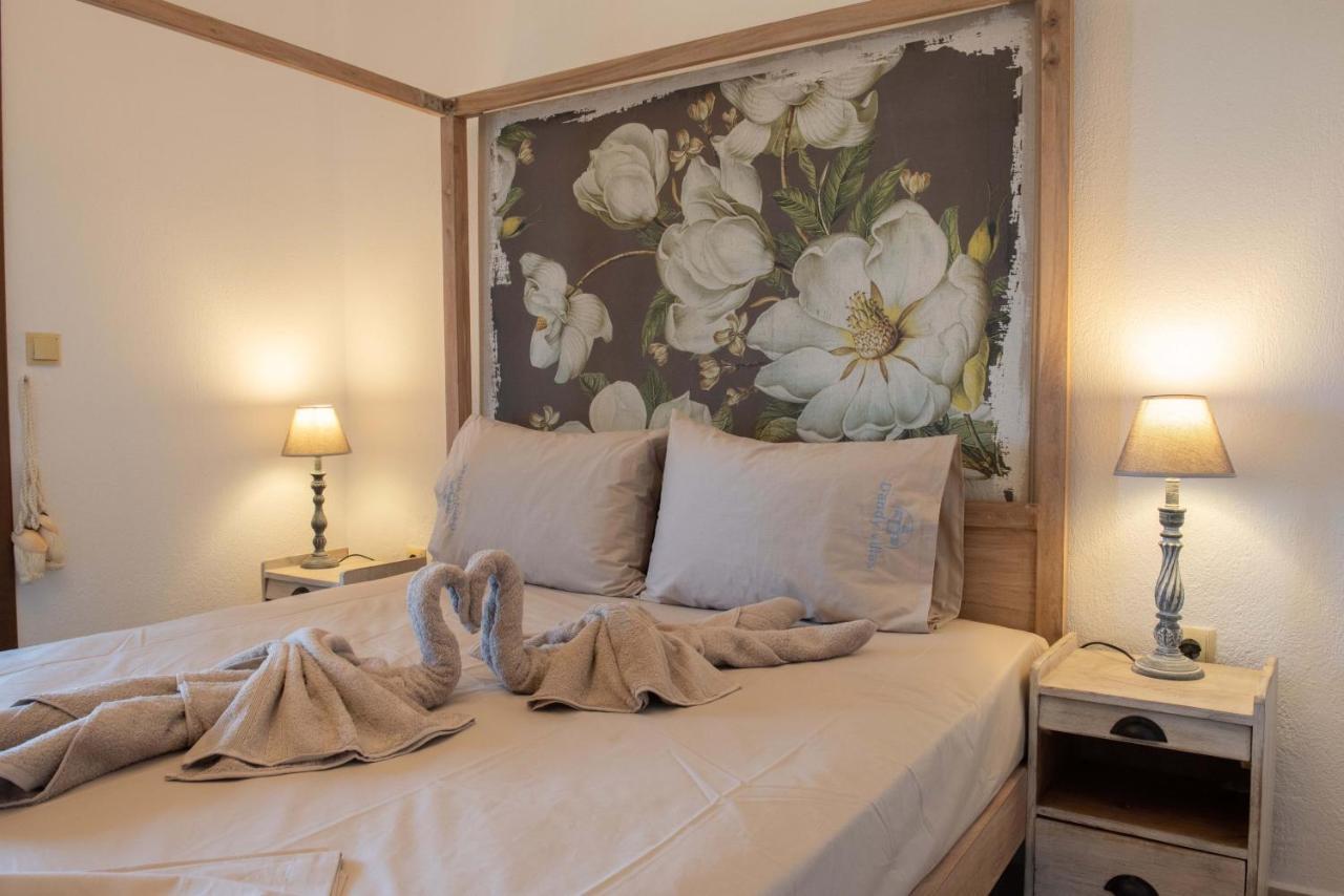 Dandy Villas Nea Roda - Melodic Waves - Private - Pool - Parking - Cellar Екстериор снимка